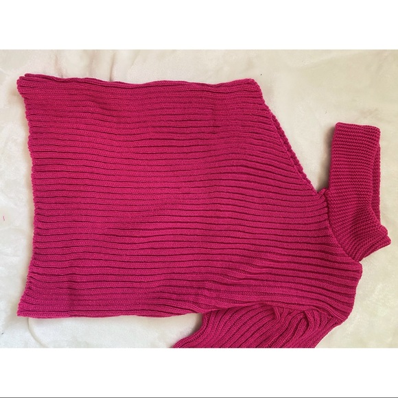 Brand New Boohoo cut out sweater -szL - Picture 3 of 4